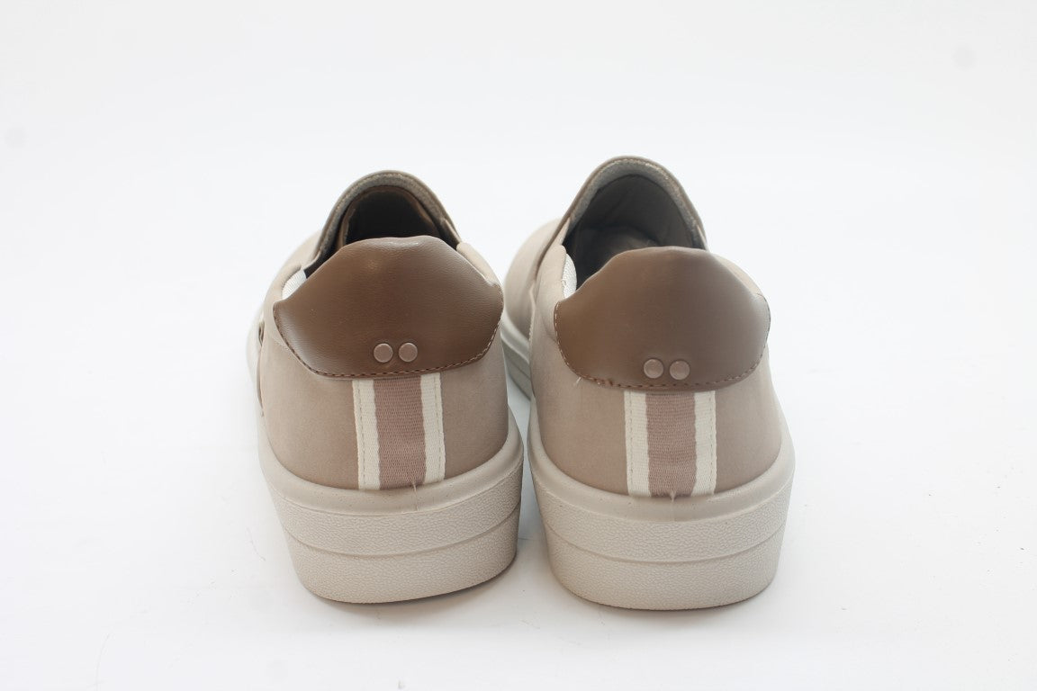 Ryka Viv Slip On Women's Sneaker Floor Sample