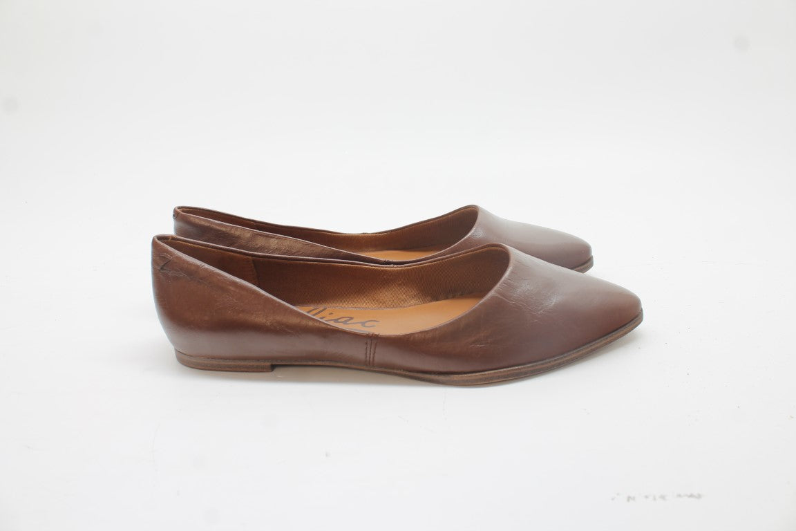 Zodiac Hill Women's Flats Floor Sample 9M