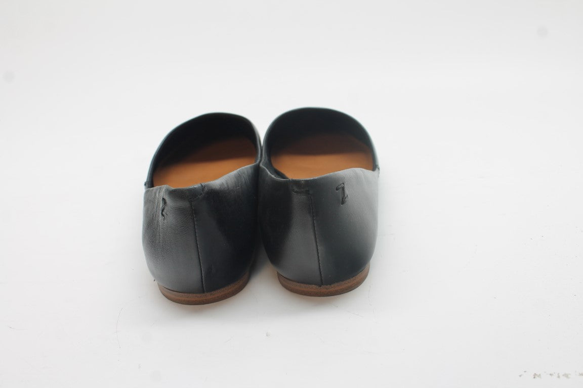Zodiac Hill Women's Flats Floor Sample 9M