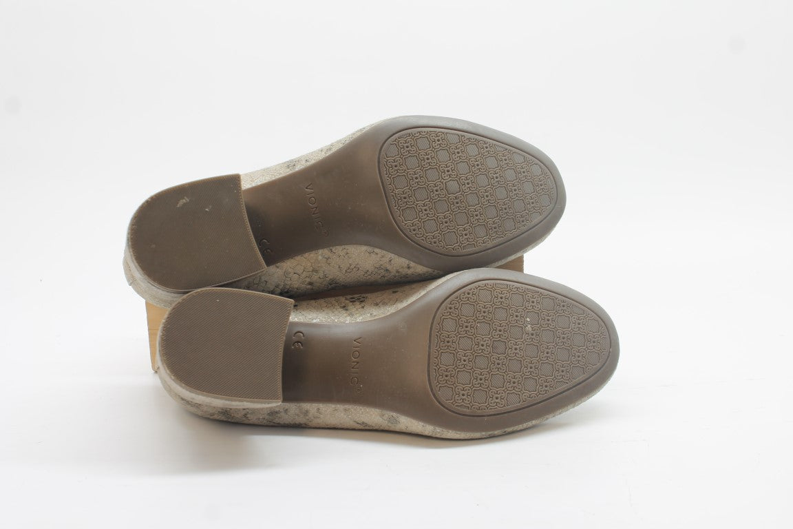 Vionic Carmel Women's Pumps Floor Sample