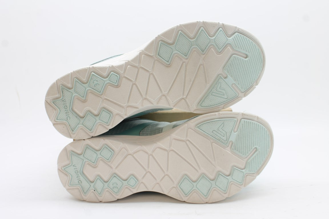 Vionic Radiant Women's Sneakers Floor Sample