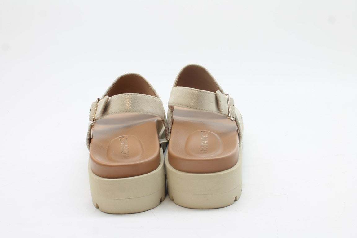 Vionic Women's Alondra Lug Platform Sandals Floor Sample