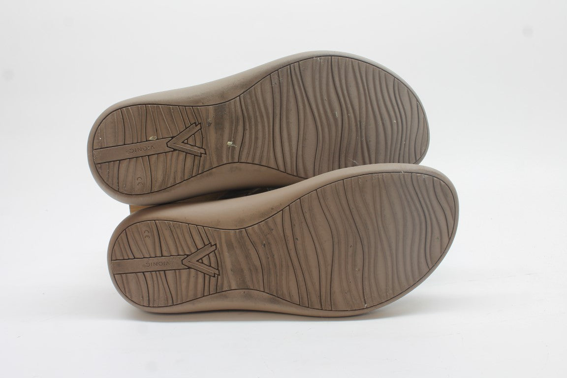 Vionic Women's Activate Recovery Sandals Preowned4