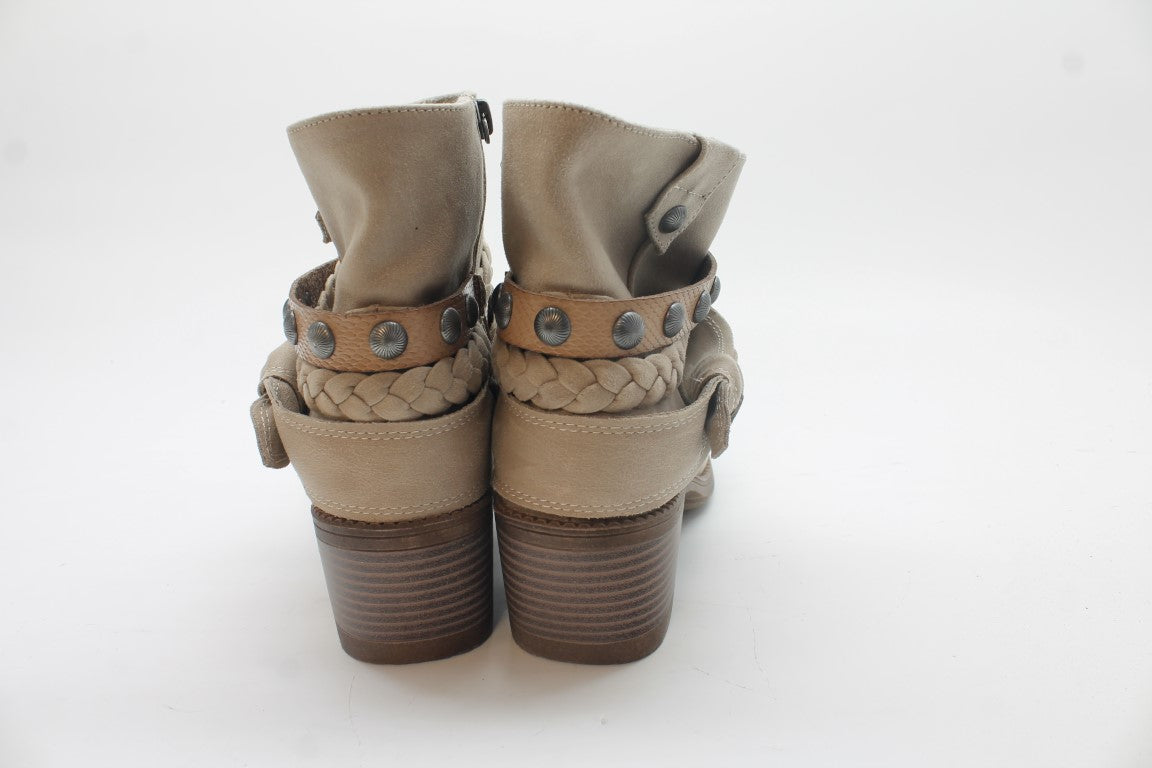 BlowFish Rally Women's Boots Preowned