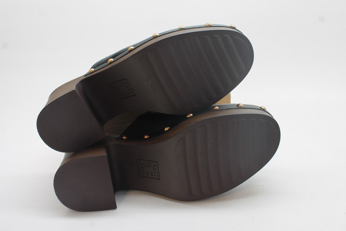 Naturalizer Bailey Women's Clogs Floor Sample