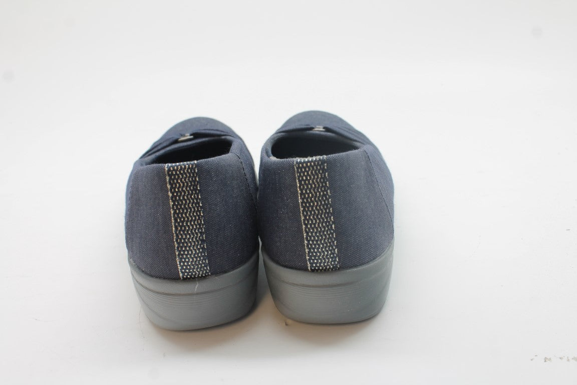 BZees Women's Paige Slip On Ballet Flats Floor Sample