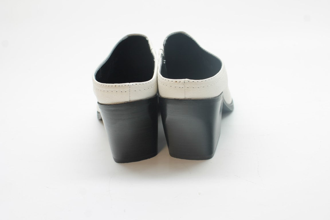 Naturalizer Women's Fairmont Mules Floor Sample