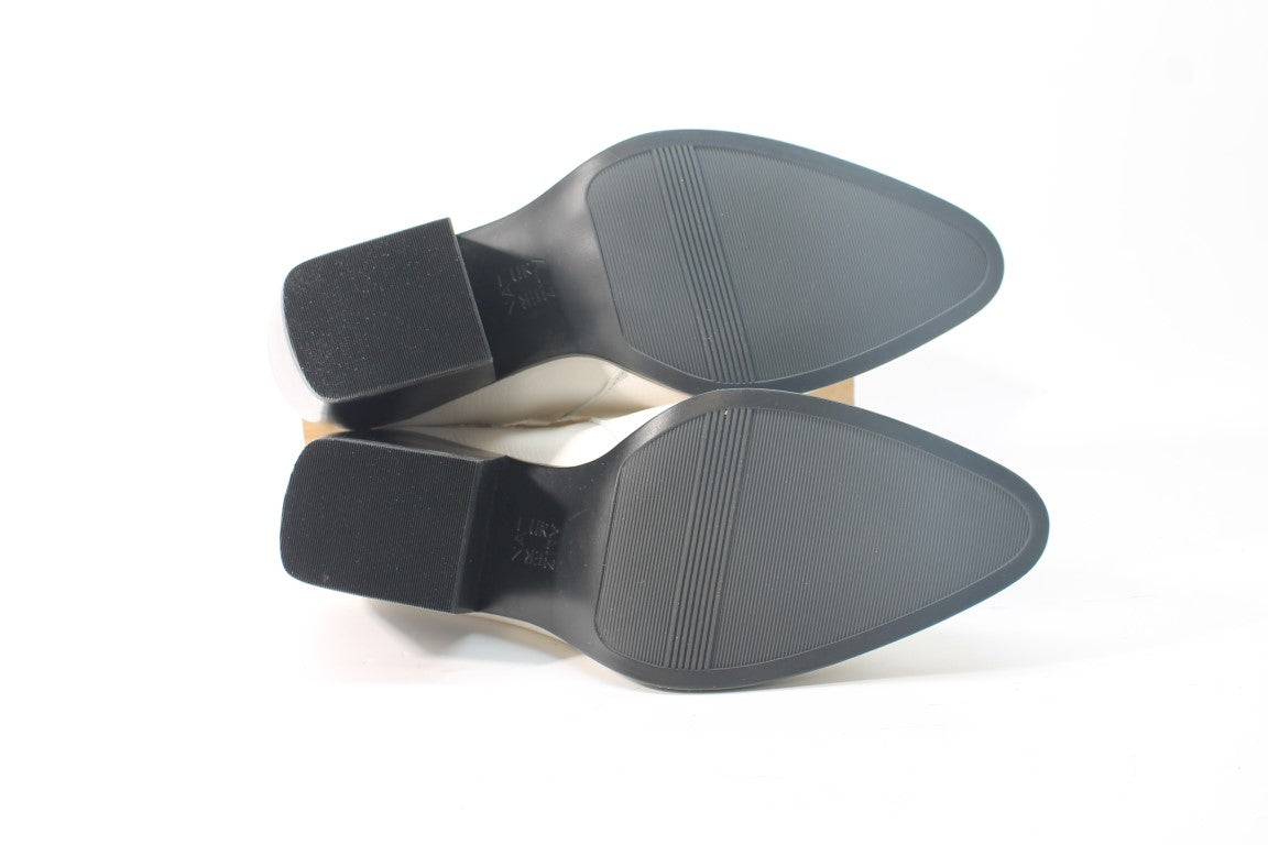 Naturalizer Women's Fairmont Mules Floor Sample