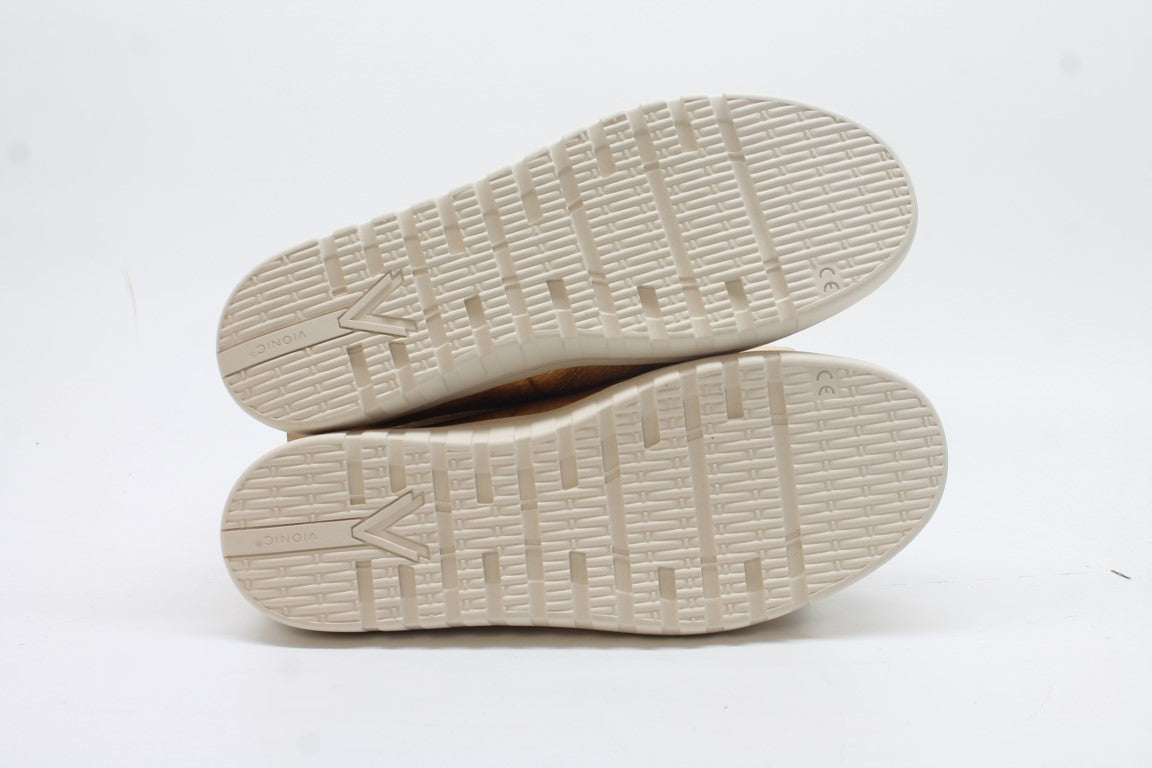 Vionic Women's Uptown Willa Slip On Sneakers Floor Sample