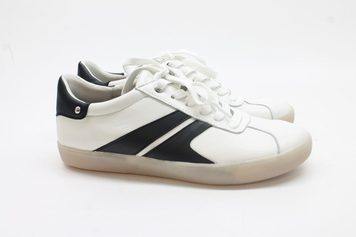Naturalizer Women's Medina Sneaker Floor Sample