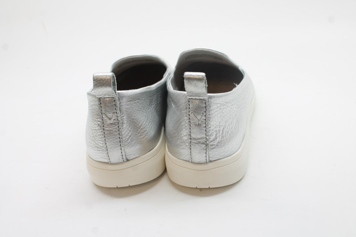 Vionic Women's Uptown Willa Slip On Sneakers Floor Sample