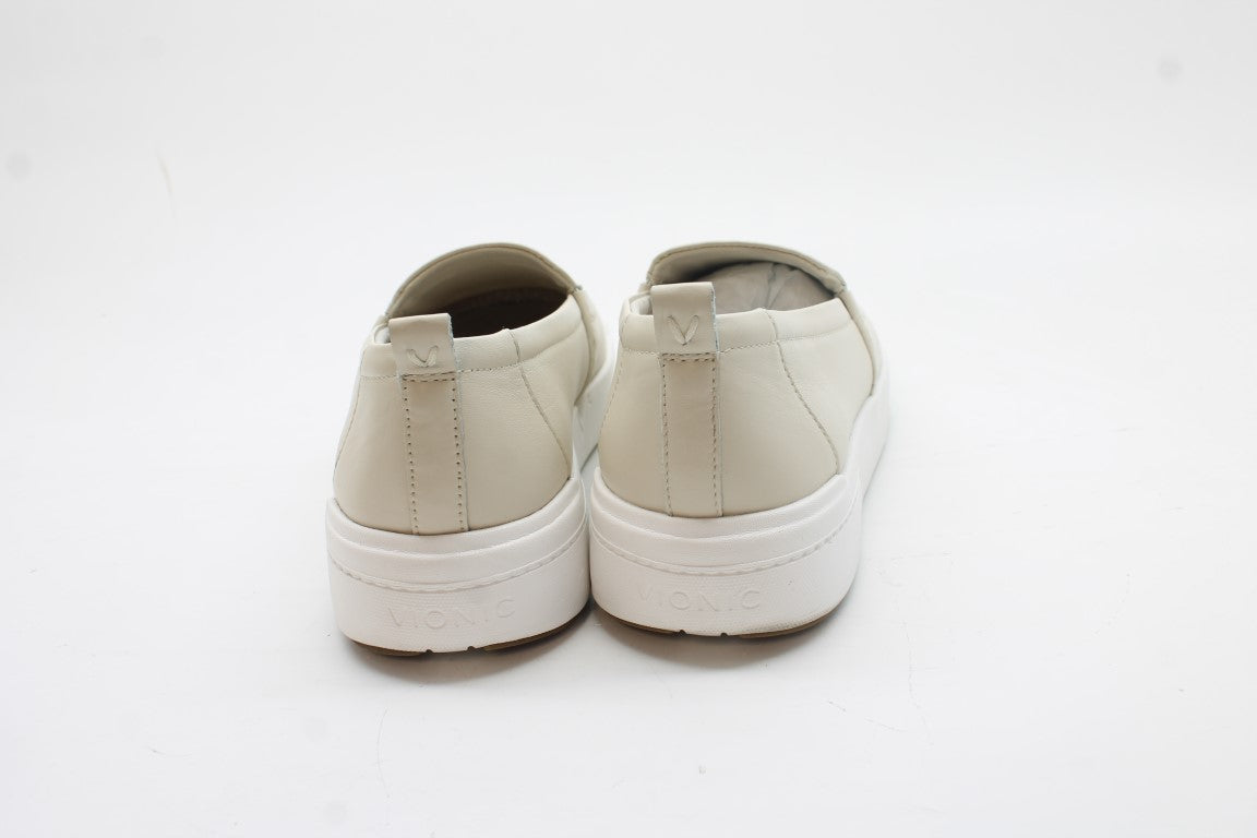 Vionic Carson Women's Slip On Sneakers Floor Sample