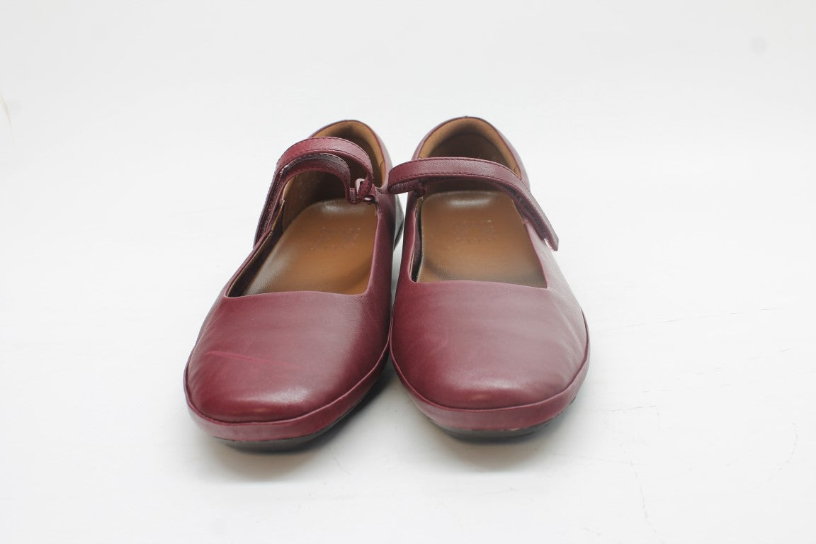 Naturalizer Women's Behold Mary Jane Flat Floor Sample