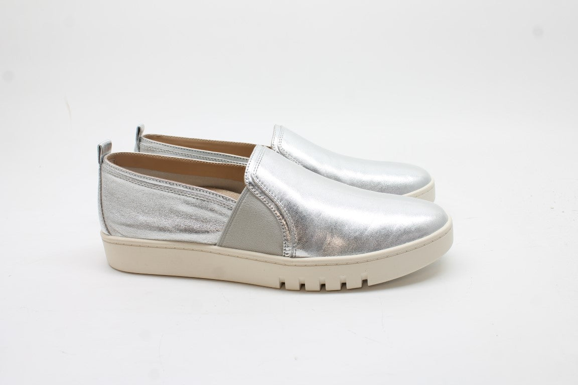 Vionic Cambria Women's Slip On Loafers Floor Sample