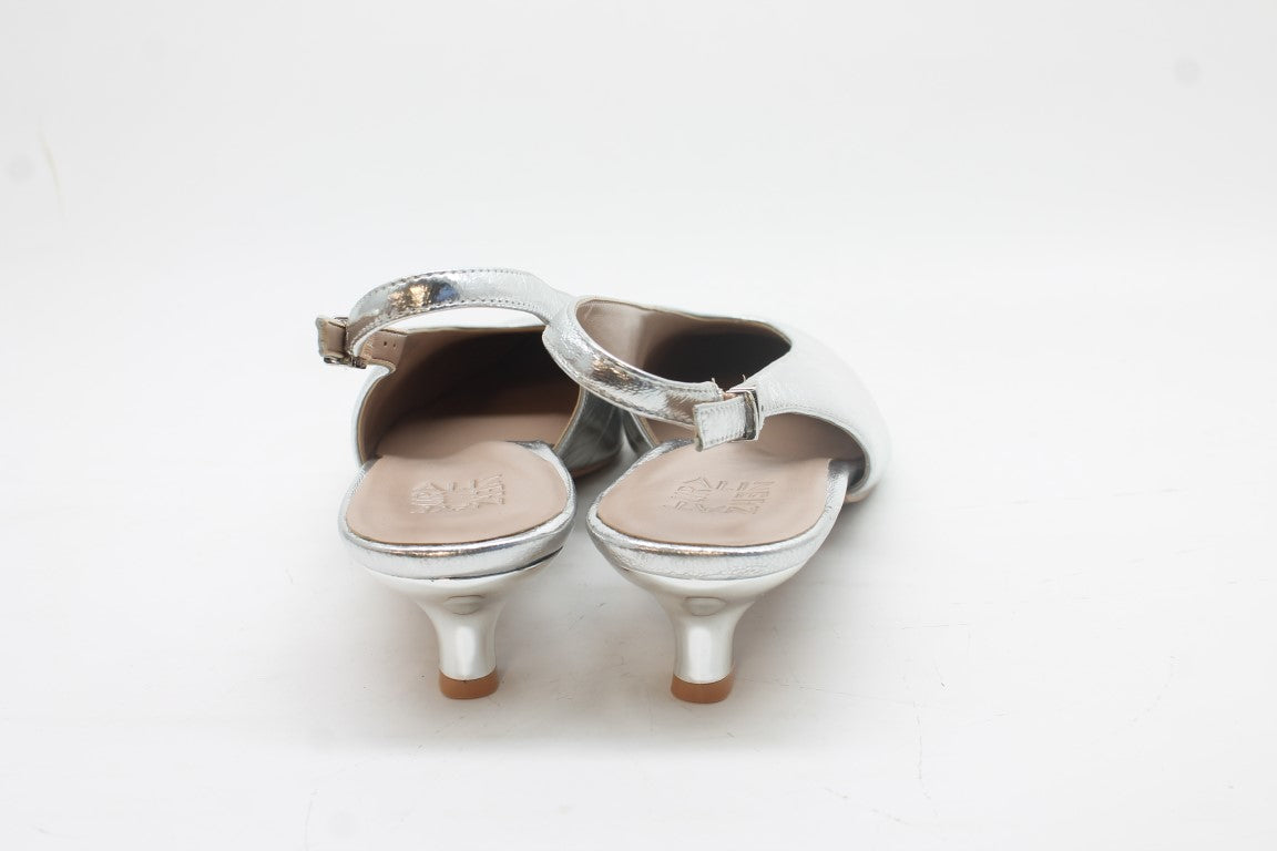 Naturalizer Women's Nicolette Slingback Pumps Floor Sample