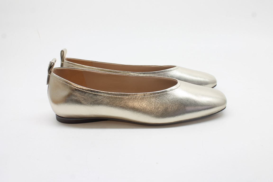 Naturalizer Women's Carla Flats Floor Sample