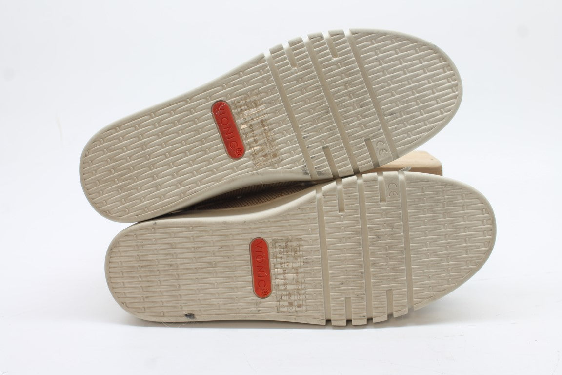 Vionic Women's Callie Oxfords Floor Sample