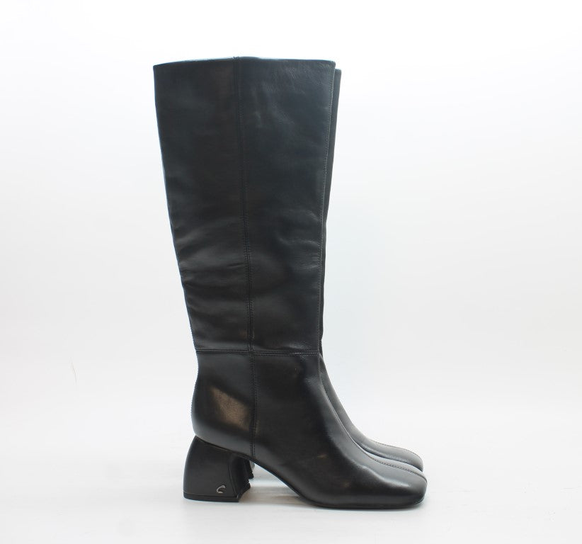 Circus by Sam Edelman Women's Oaklyn Knee High Boots Floor Sample