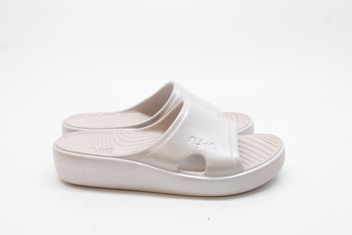 Ryka Women's Soothe Slides Floor Sample