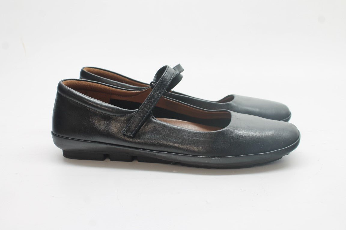 Naturalizer Women's Behold Mary Jane Flat Floor Sample