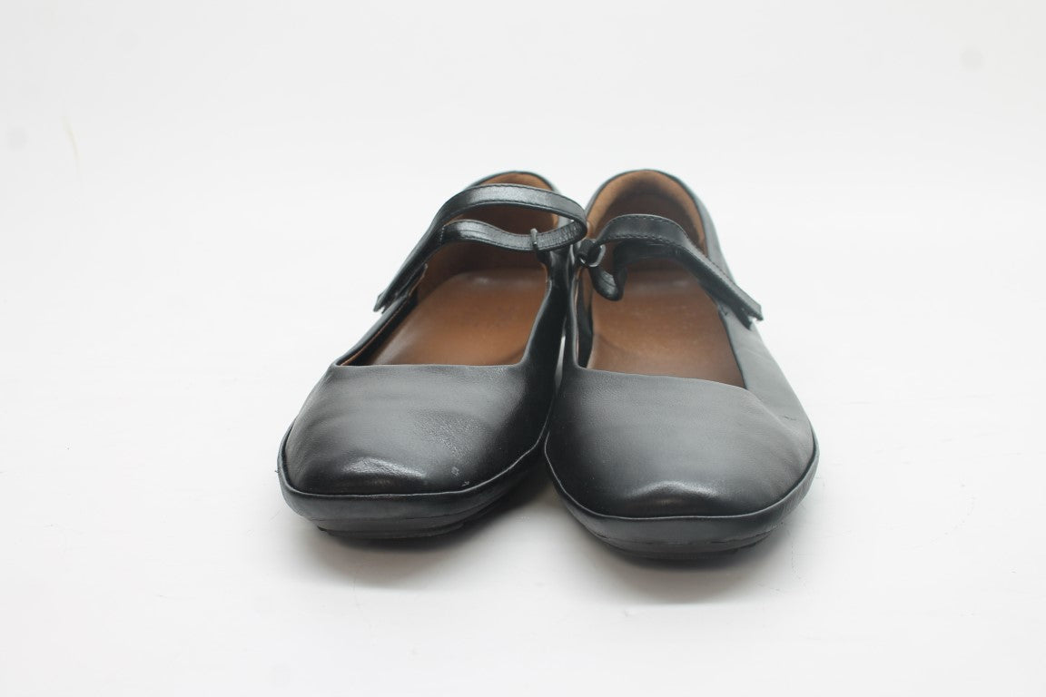 Naturalizer Women's Behold Mary Jane Flat Floor Sample