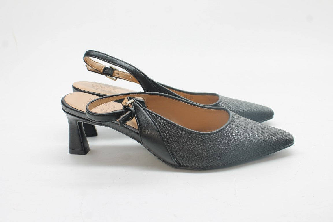 Naturalizer Women's Tansy 2 Slingback Pumps Floor Sample