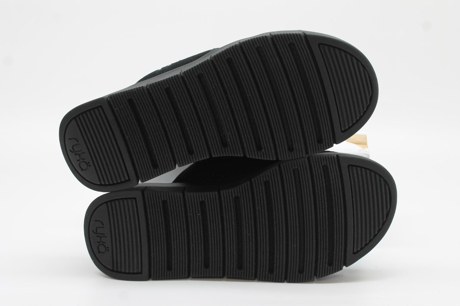 Ryka Women's Elegance Toe Loop Slide Sandal Floor Sample