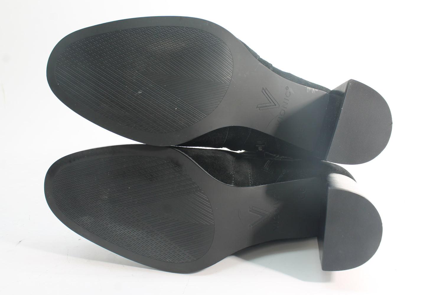 Vionic Women's Vivette Boots Floor Sample