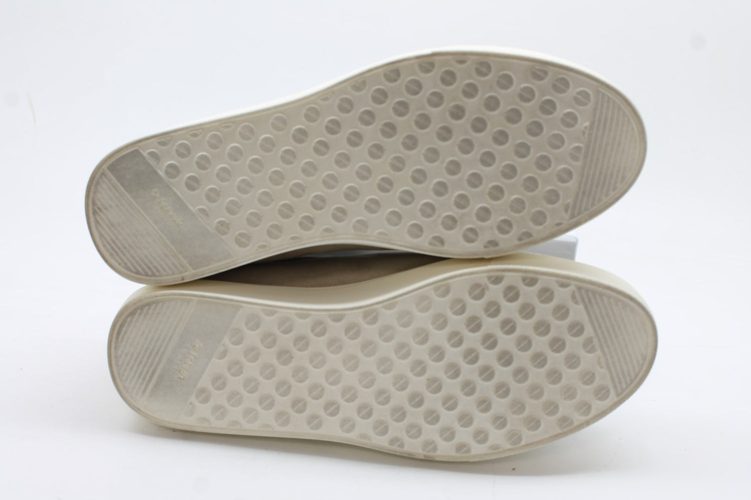 Dr. Scholl's Women's Madison Cloud Slip On Sneaker Floor Sample