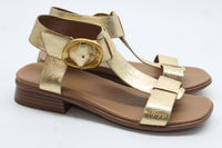 Naturalizer Women's Brandy Sandal Floor Sample