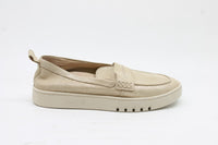 Vionic Women's Chantel Loafers Floor Sample
