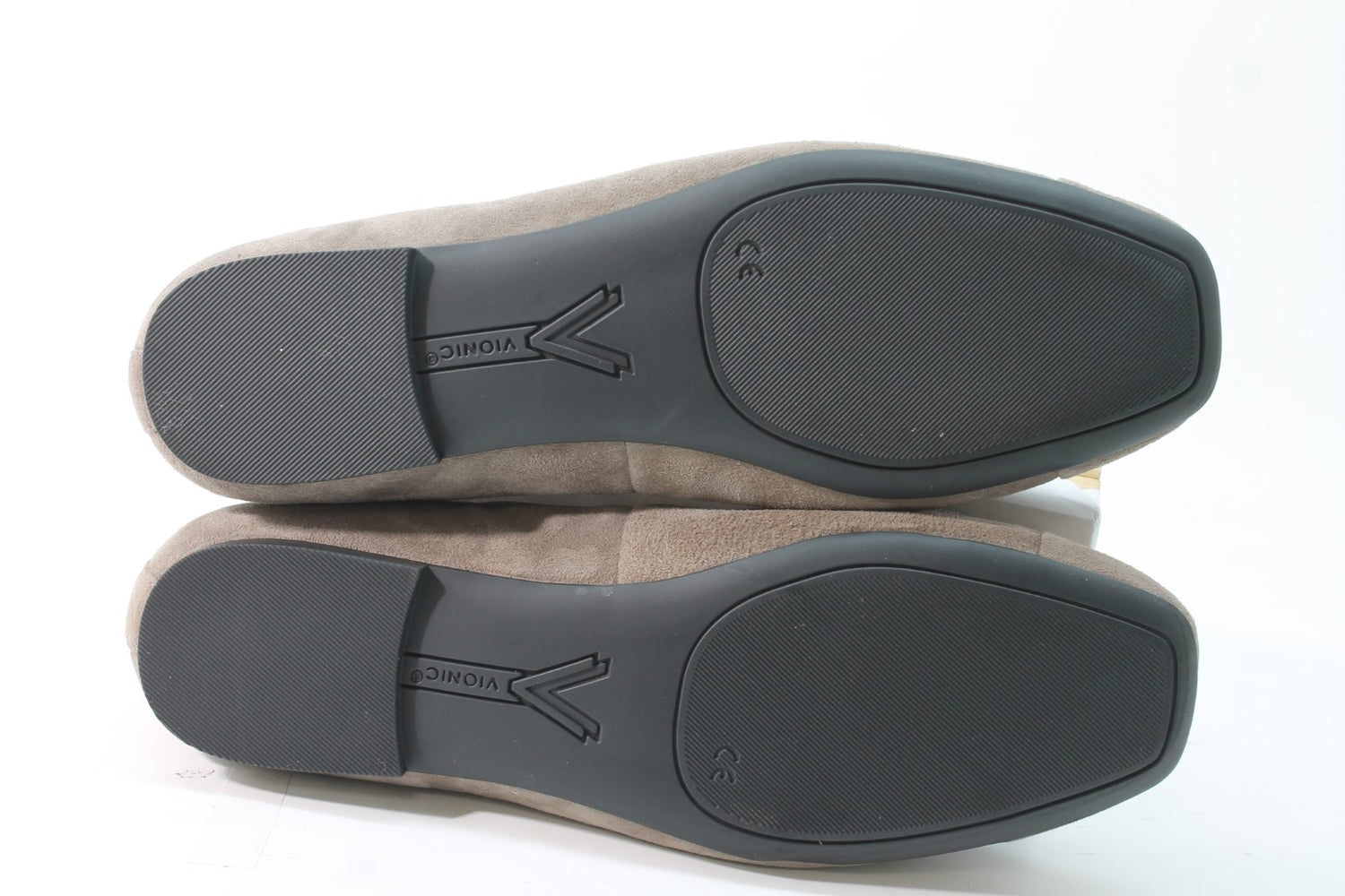 Vionic Women's Klara Ballet Flat Floor Sample