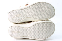 Vionic Women's Izzy Clogs Floor Sample
