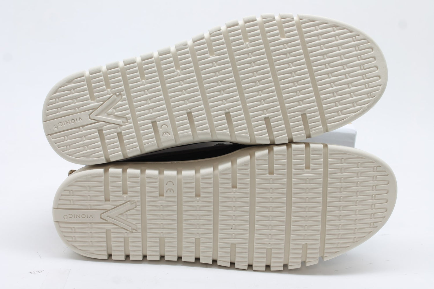 Vionic Uptown Women's Loafers Floor Sample
