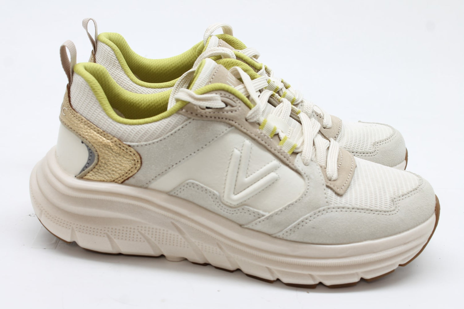 Vionic Women's Walk Max Skyline Sneakers Floor Sample