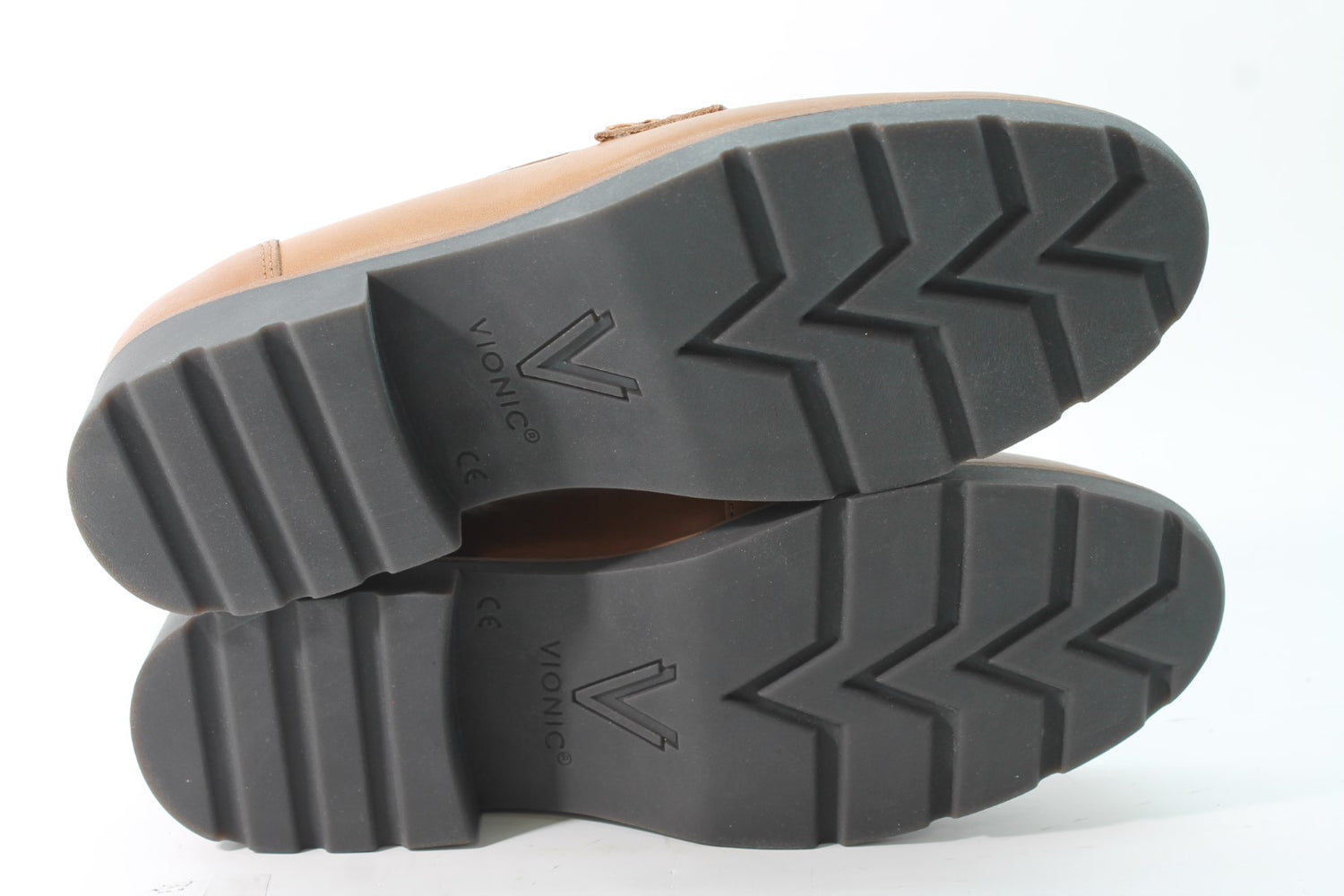 Vionic Women's Cleo Loafer Floor Sample