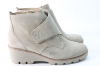 Vionic Women's Abby Boots Floor Sample