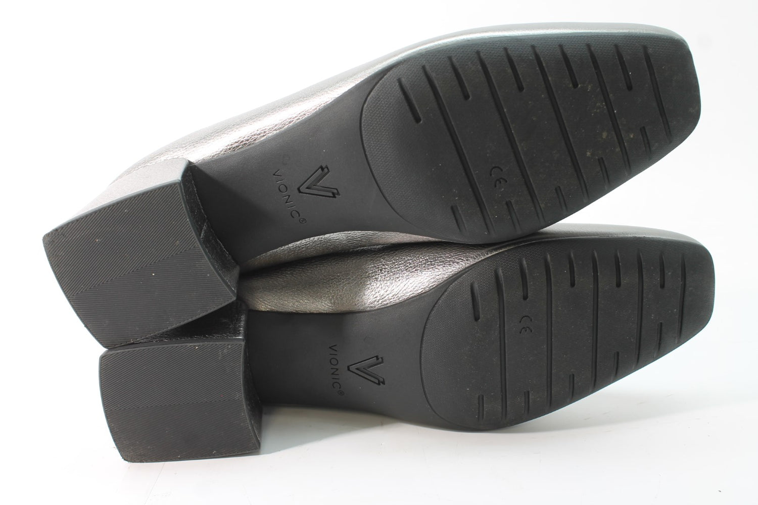 Vionic Women's Ramona Block Heel Pumps Floor Sample