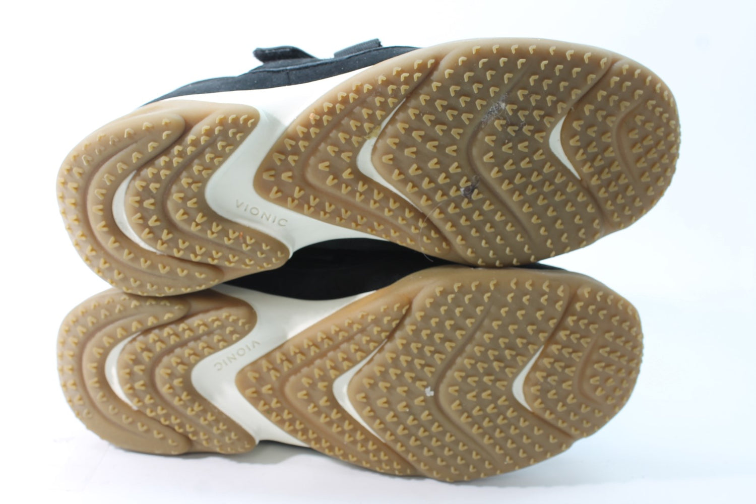 Vionic Women's Walk Slim Gia Sneakers Floor Sample
