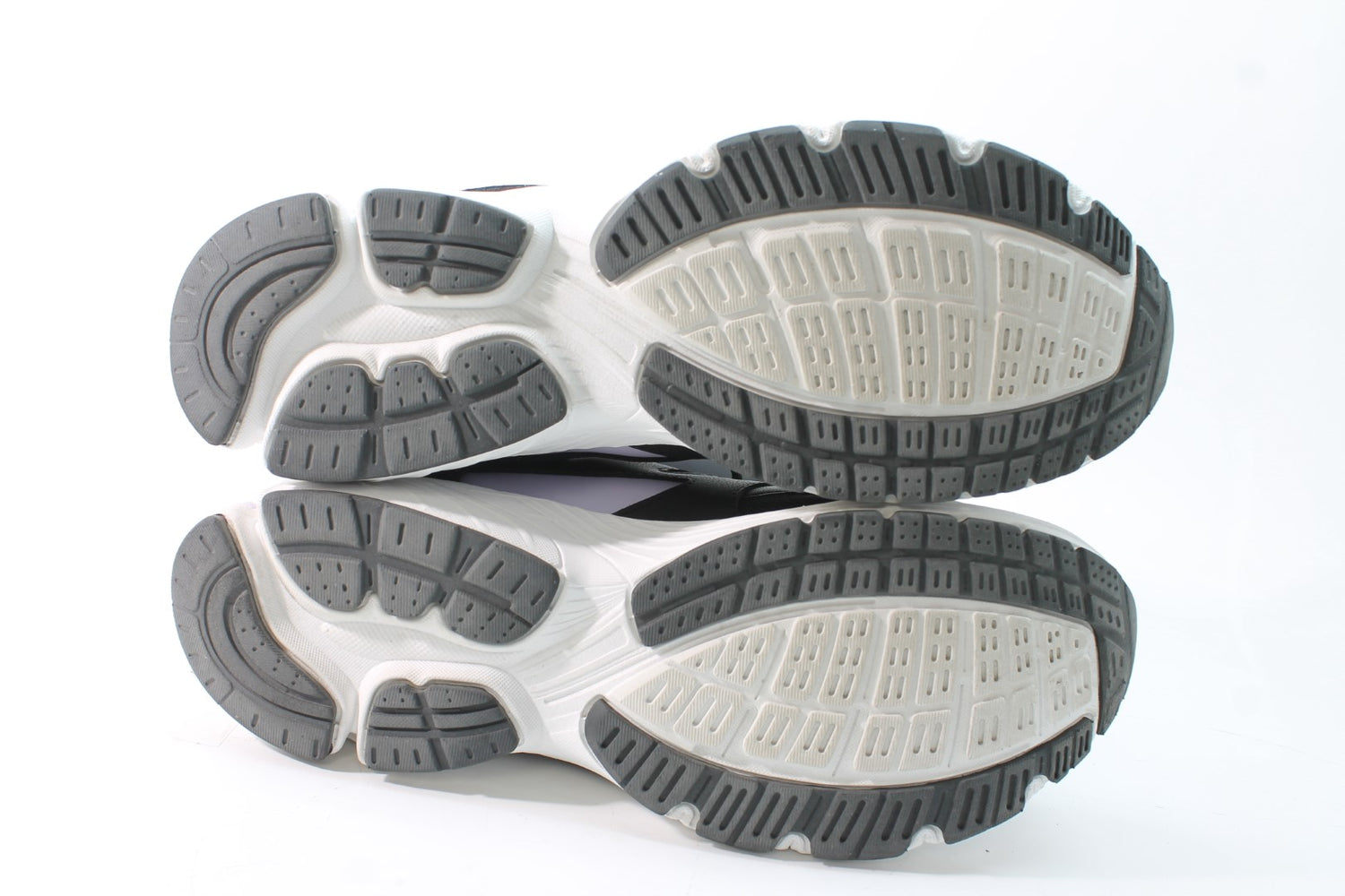 Ryka Invoke Women's Sneakers Floor Sample