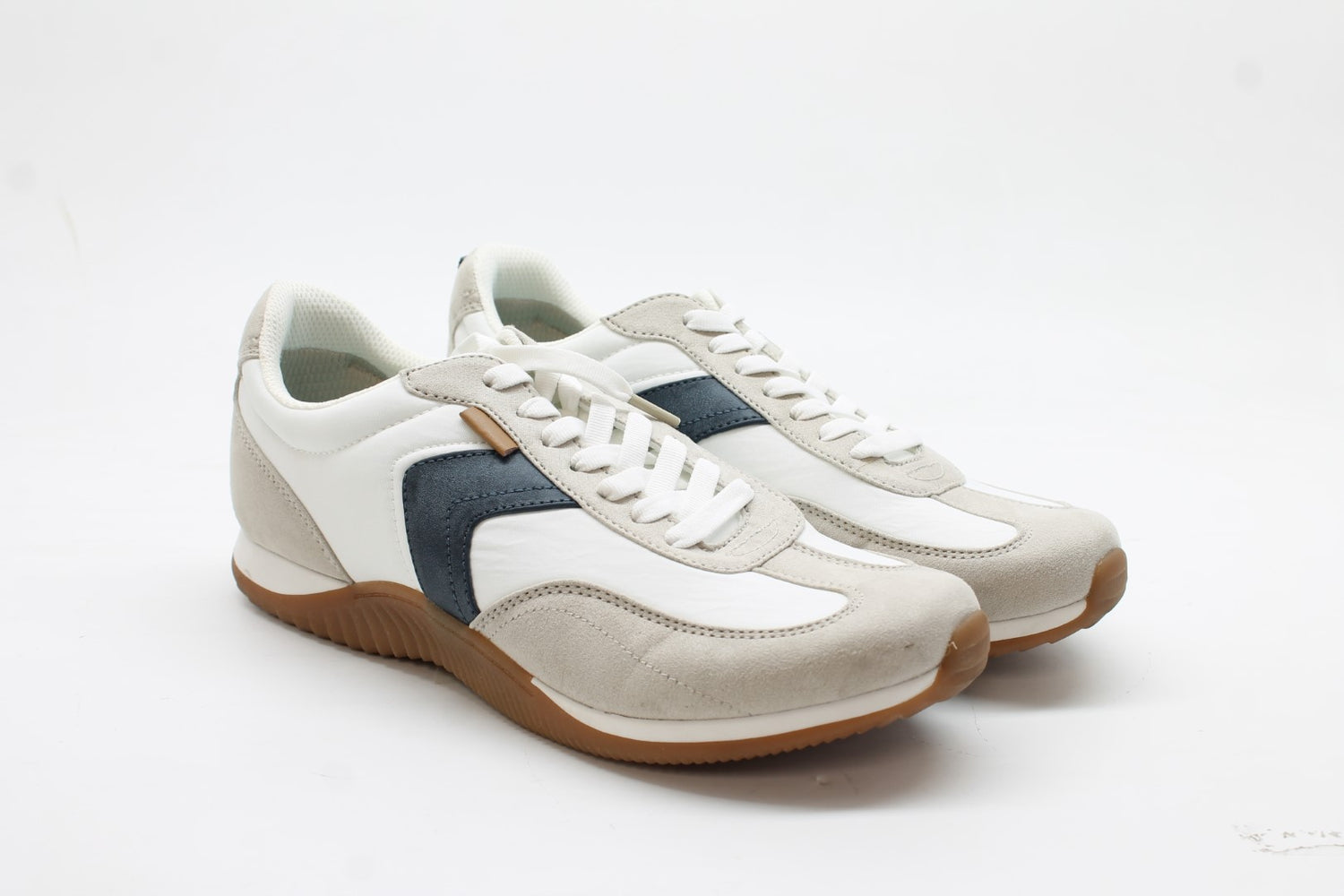 White/Navy/Grey