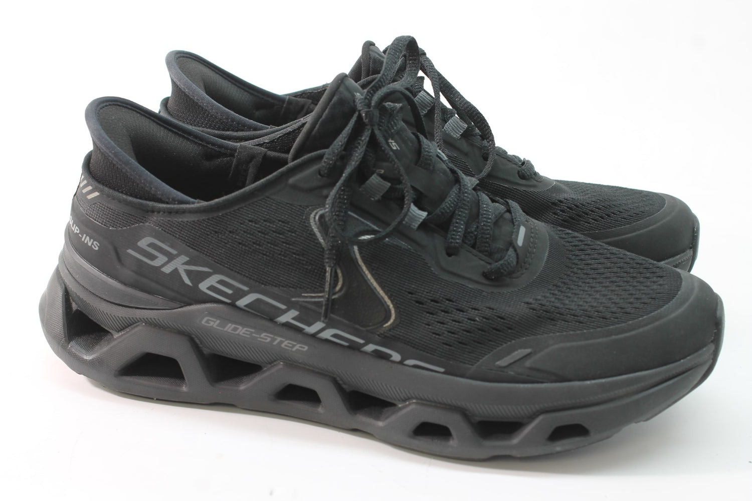 Skechers Women's Slip Ins Glide Step Altus Sneakers Floor Sample