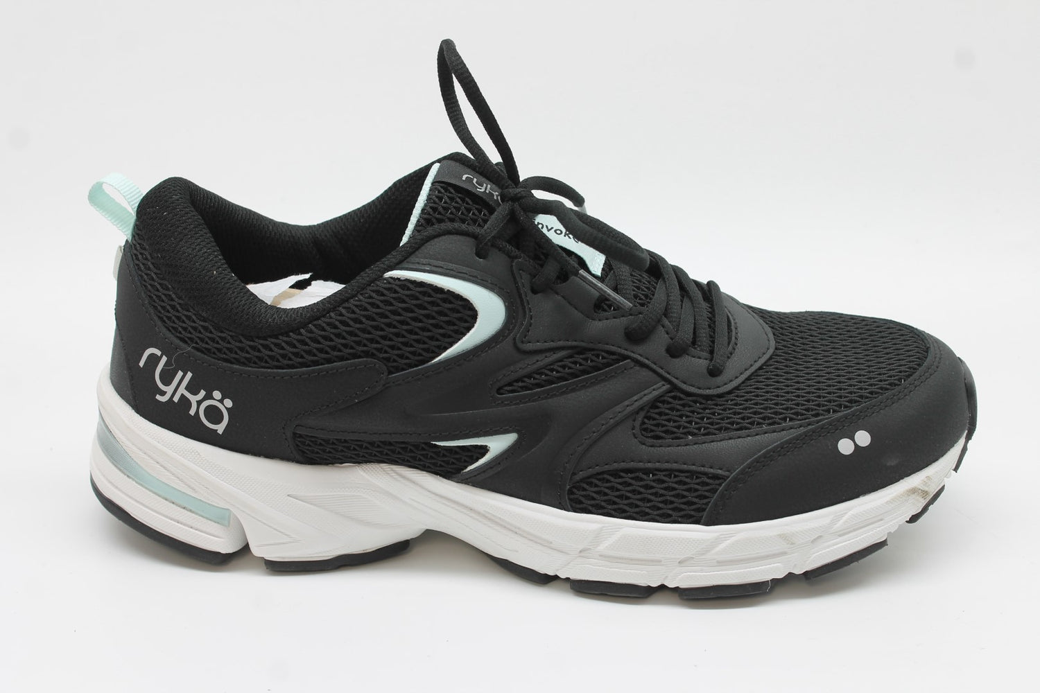 Ryka Invoke Women's Sneakers Floor Sample