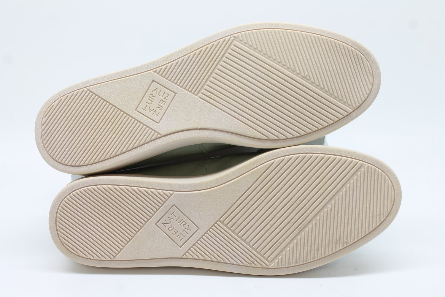 Naturalizer Karis Women's Loafers Floor Sample