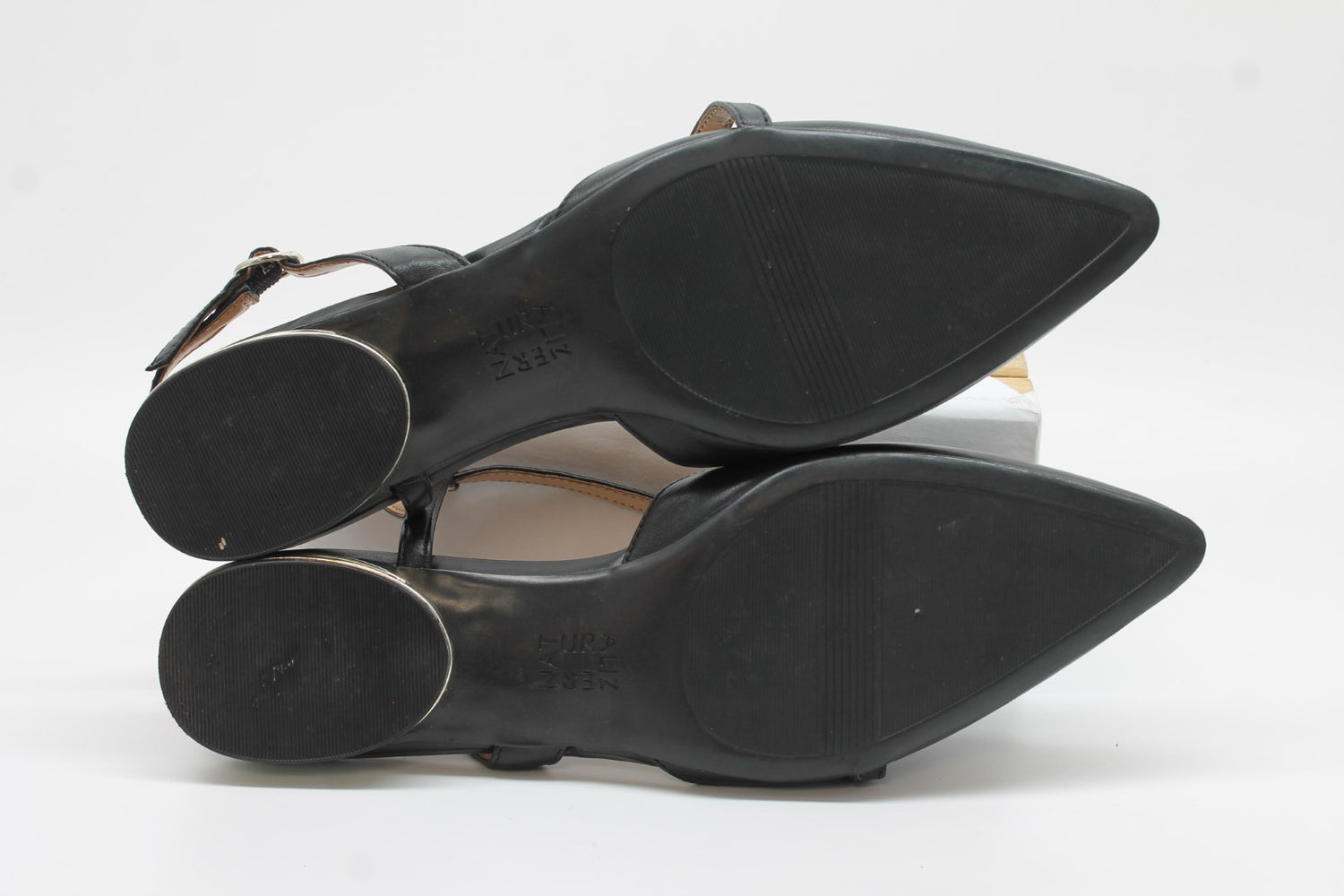 Naturalizer Women's Hawaii Slingback Flats Floor Sample