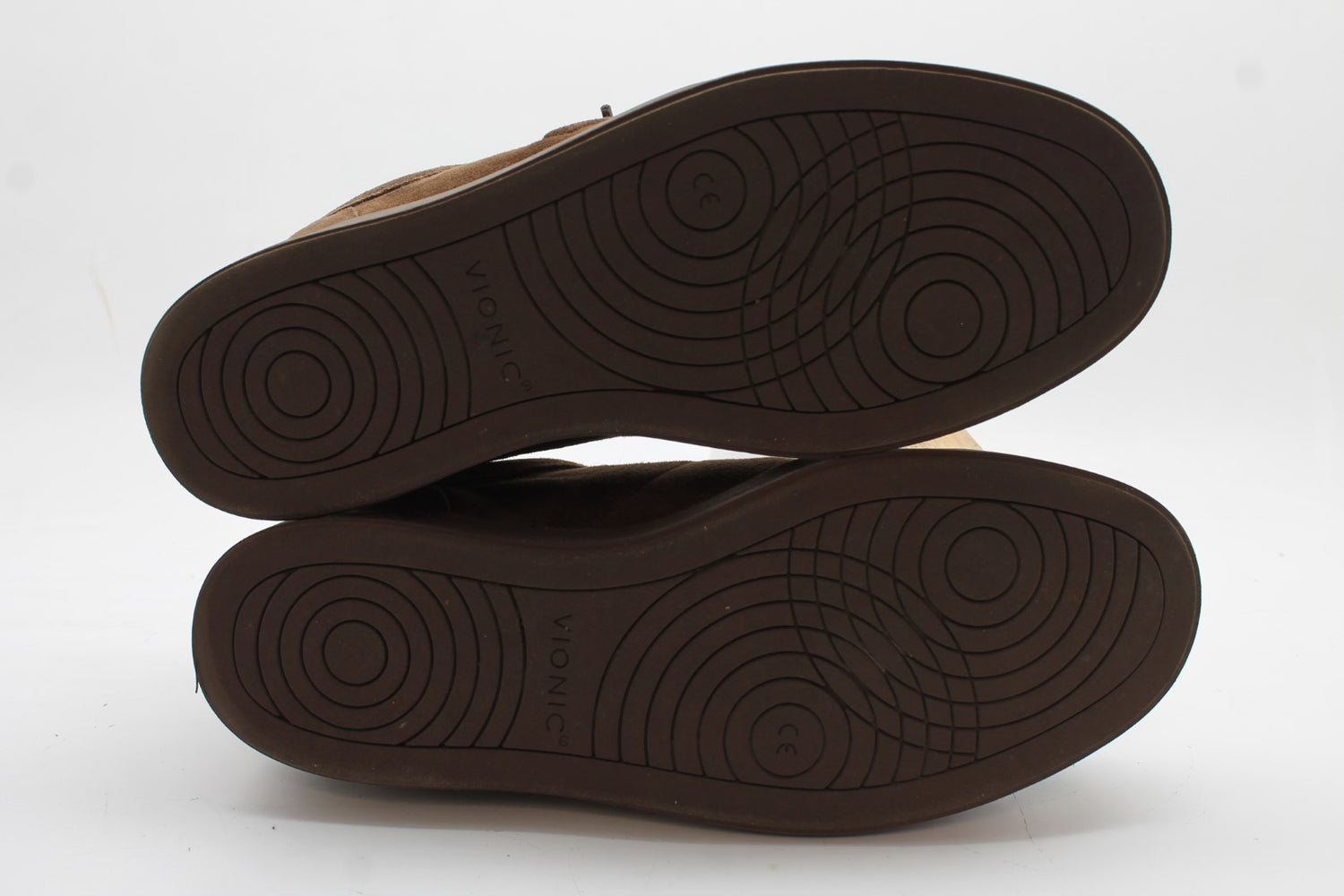 Vionic Lucas Court Men's Sneakers Floor Sample