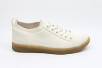 Vionic Women's Winny Knit Sneakers Floor Sample