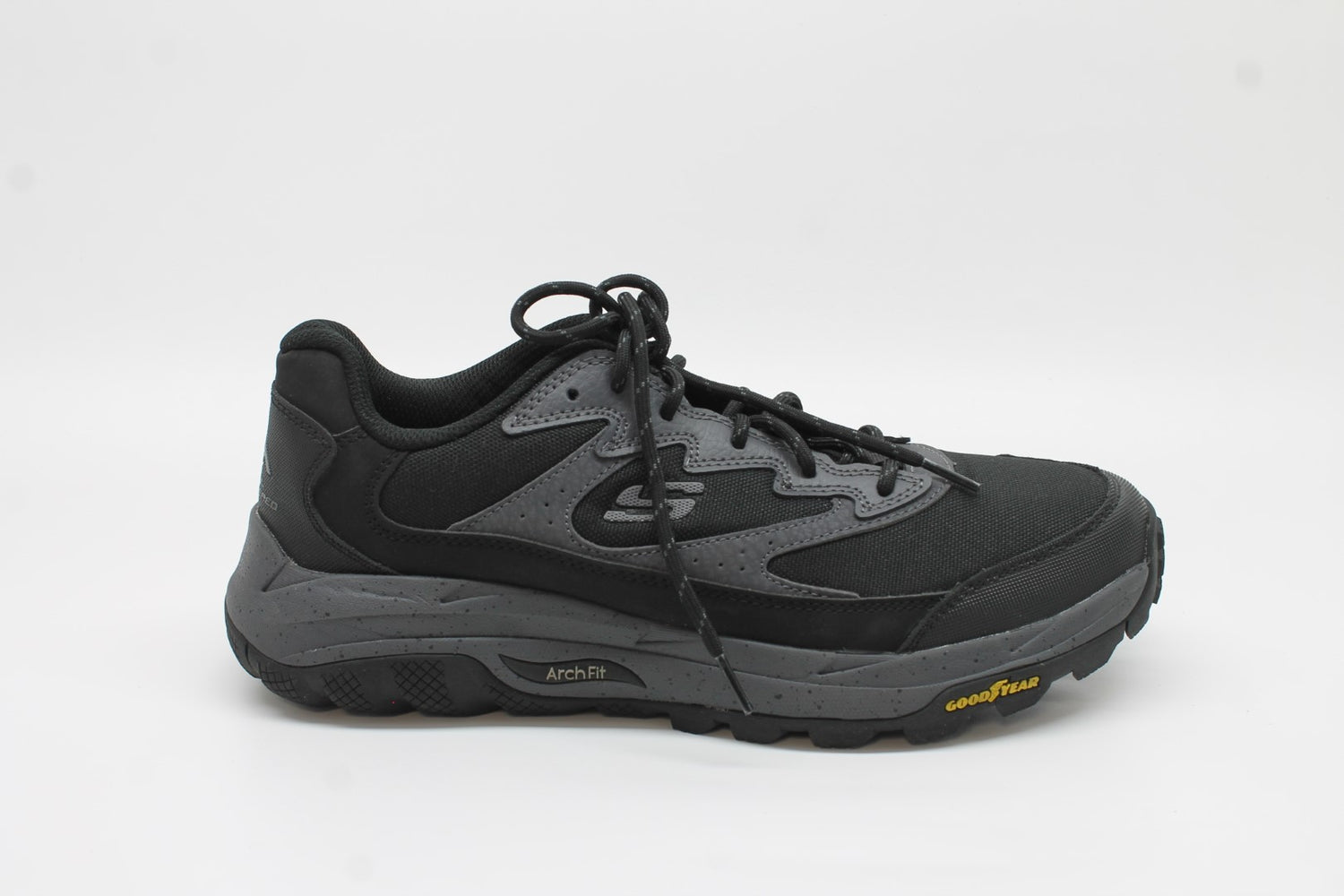 Skechers Men's Arch Fit Skip Tracer Lytle Sneakers Floor Sample