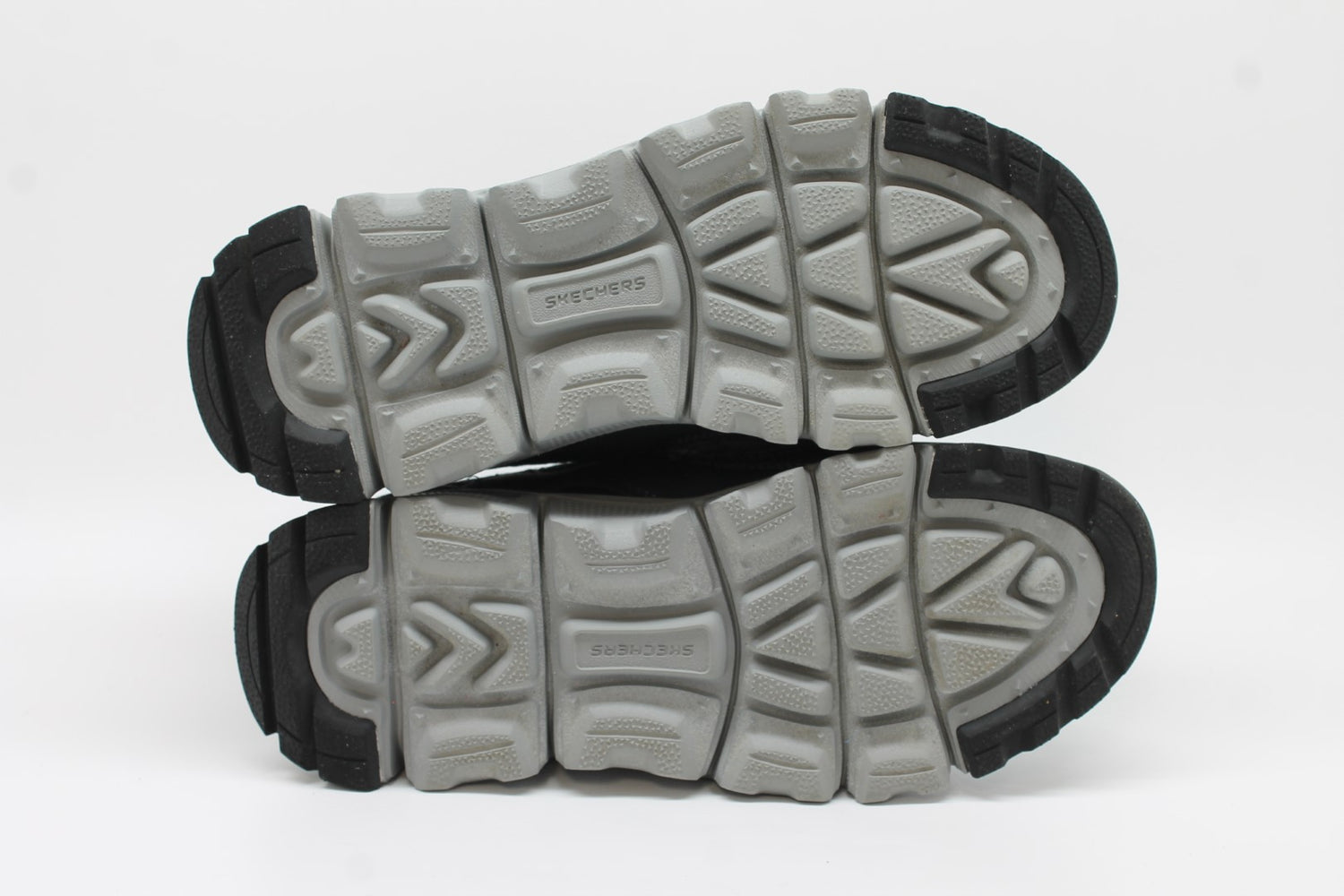 Skechers Men's Slip-Ins Summits All Terrain Sneakers Floor Sample