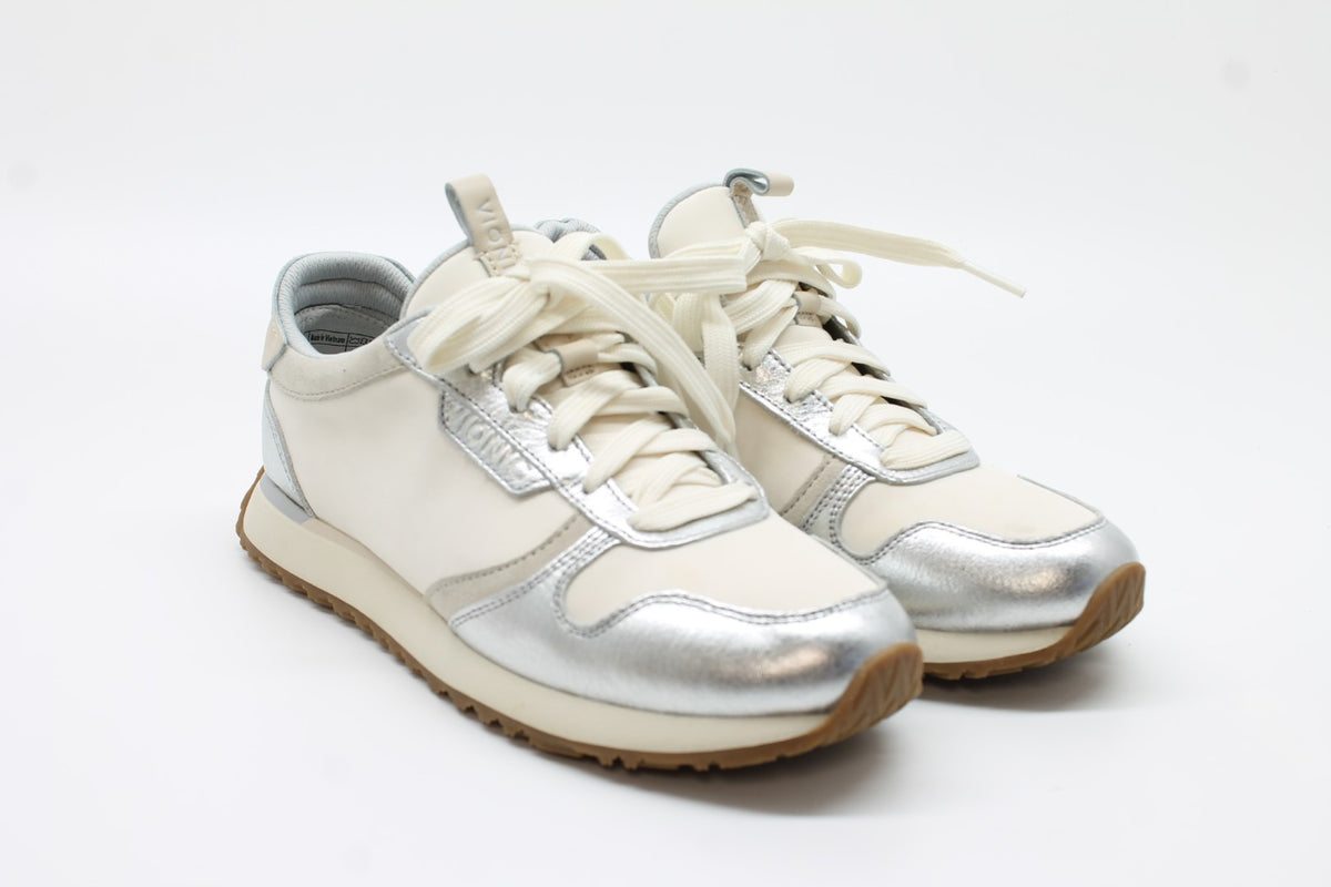 Silver/Ivory